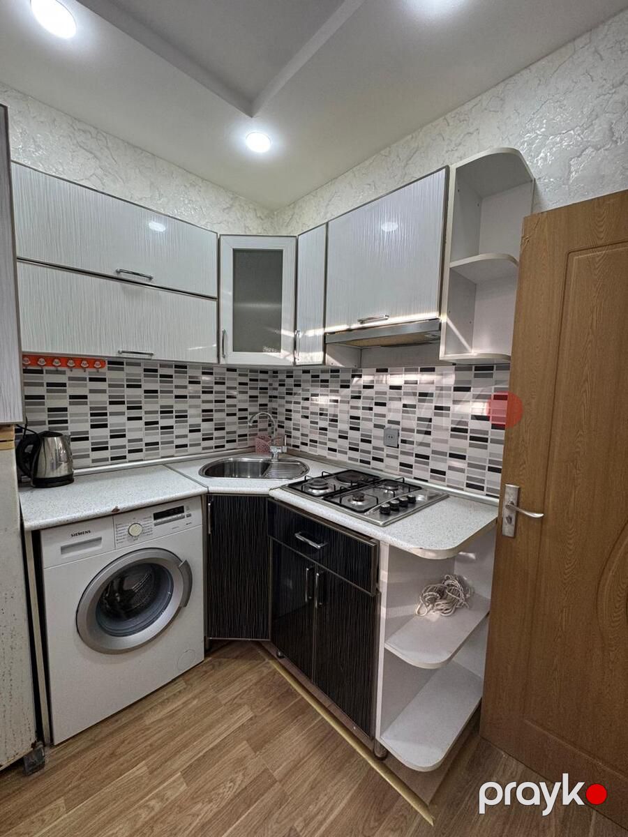 Satılır 2 otaqlı köhnə tikili 65 m² — Mənzil, Bakı (10)