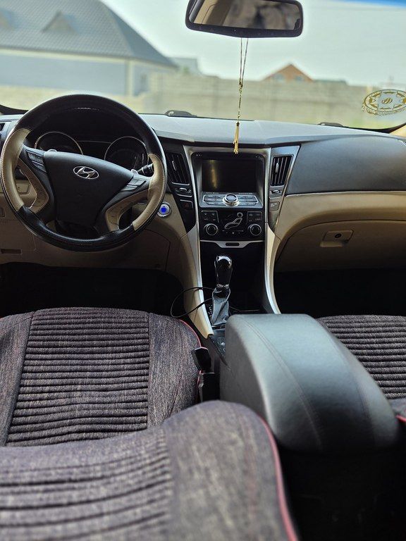 Hyundai Sonata, 2.0 L, 2013 il, 174 000 km — Avtomobillər, Naftalan (12)
