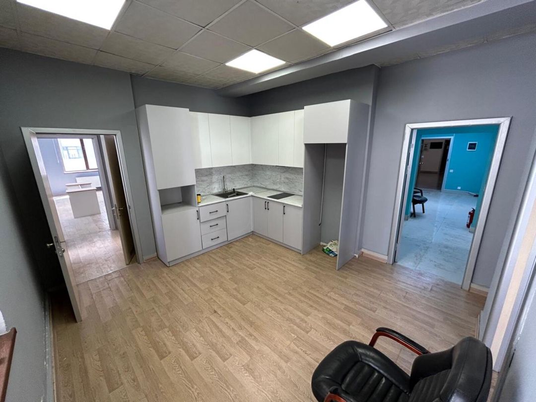 İcarəyə verilir 4 otaqlı ofis 150 m² — Ofis, Bakı (10)