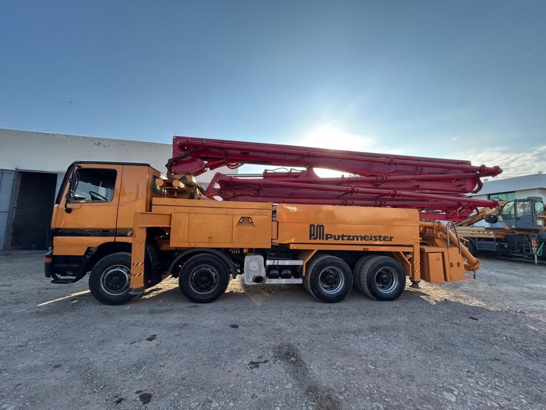 Mercedes Actros 3243 Beton Pompa, 2002 il — İnşaat texnikası, Sumqayıt (2)
