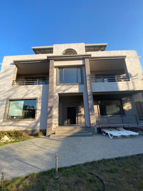 Satılır 6 otaqlı həyət evi/bağ evi 415 m² — Bakı