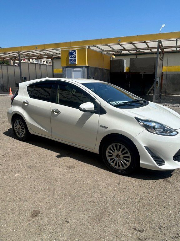Toyota Aqua, 1.5 L, 0.87 kWh, 2019 il, 200 000 km — Avtomobillər, Gəncə (9)