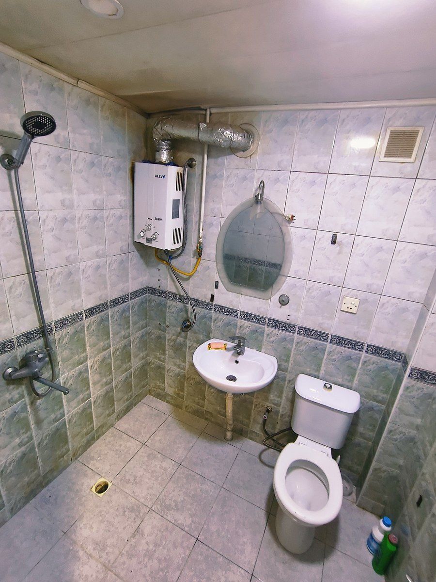 İcarəyə verilir 3 otaqlı köhnə tikili 150 m² — Mənzil, Bakı (7)