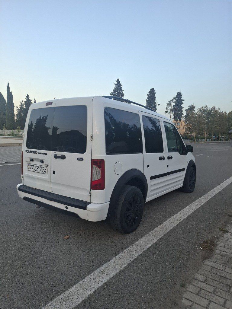 Ford Tourneo Connect, 1.8 L, 2012 il, 408 000 km — Avtomobillər, İmişli (5)