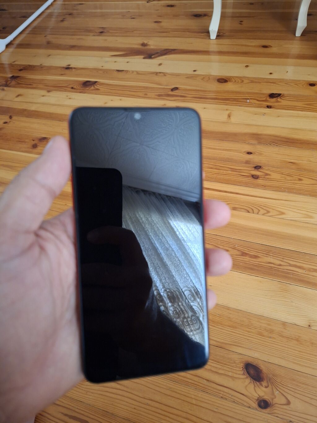 Blackview smartfon - Rəng: qırmızı-qara qradient arxa panel - Ekran — Digər smartfonlar, Mingəçevir