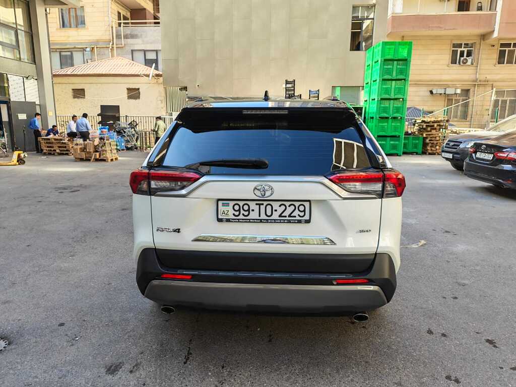 Toyota RAV4, 2.5 L, 2019 il, 153 000 km — Avtomobillər, Bakı (5)