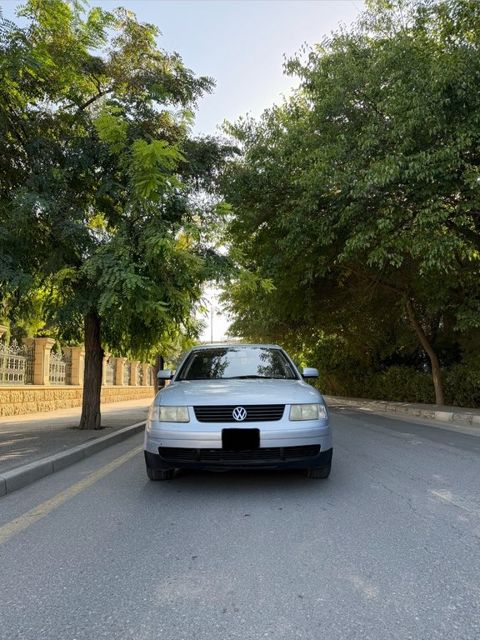 Volkswagen Passat, 1.8 L, 1999 il, 235 000 km — Bakı
