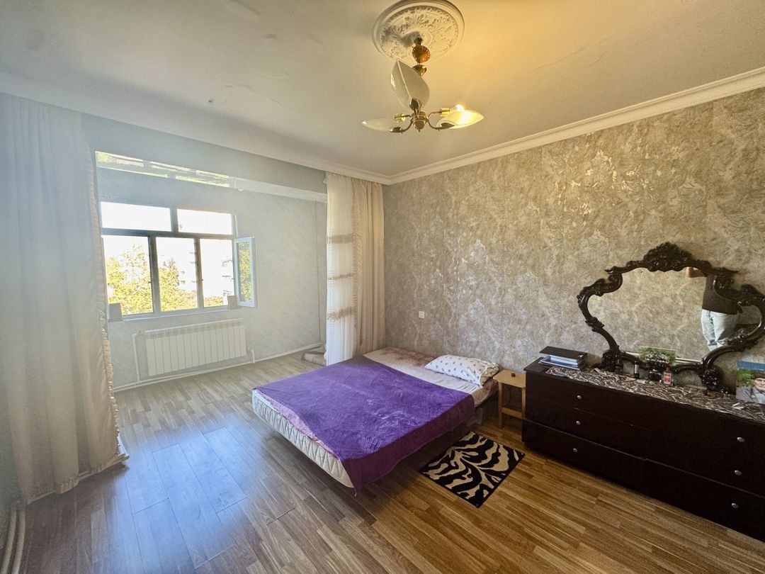 Satılır 4 otaqlı köhnə tikili 100 m² — Mənzil, Bakı (9)
