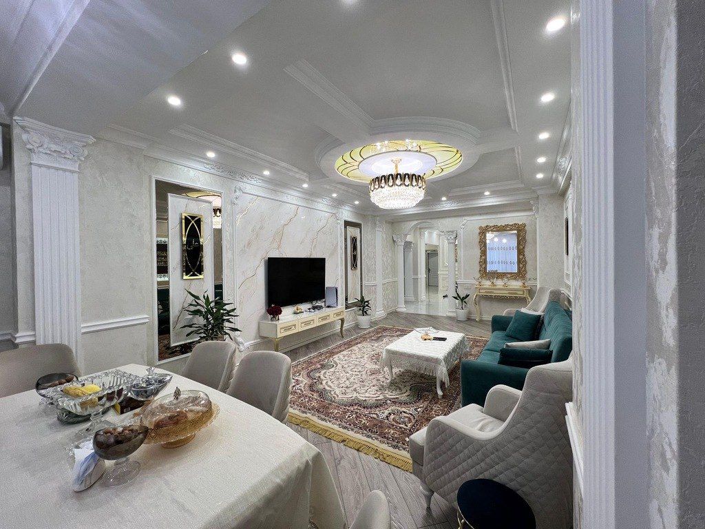 Satılır 4 otaqlı yeni tikili 200 m² — Mənzil, Bakı (2)