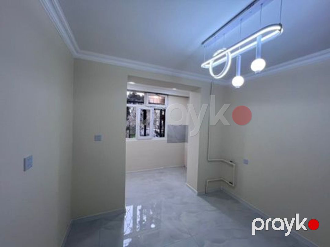 Satılır 4 otaqlı köhnə tikili 100 m² — Mənzil, Bakı (12)