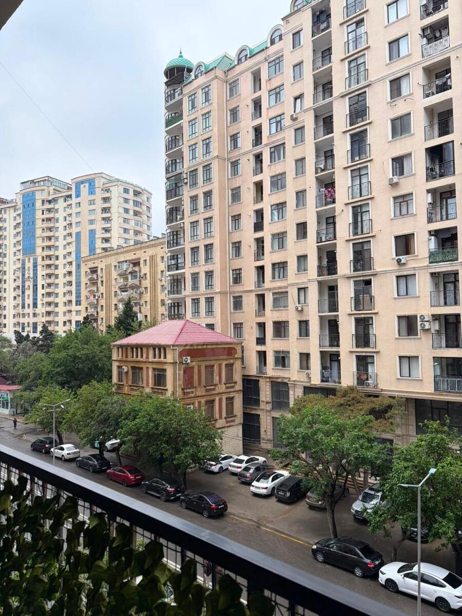 Satılır 3 otaqlı yeni tikili 118 m² — Mənzil, Bakı (2)