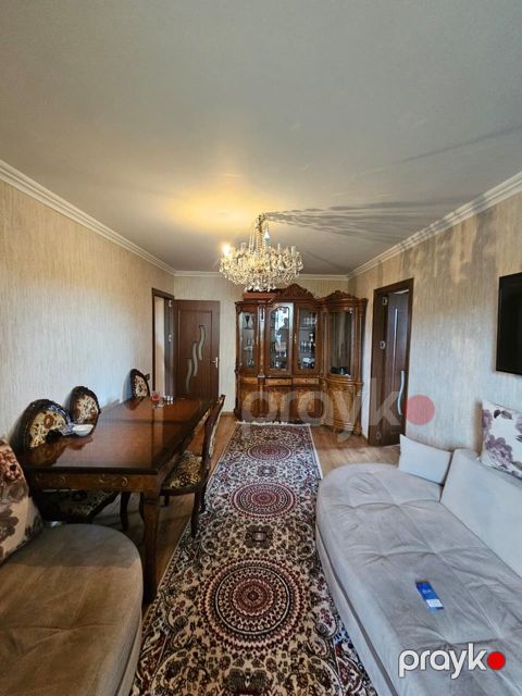 Satılır 2 otaqlı köhnə tikili 50 m²
