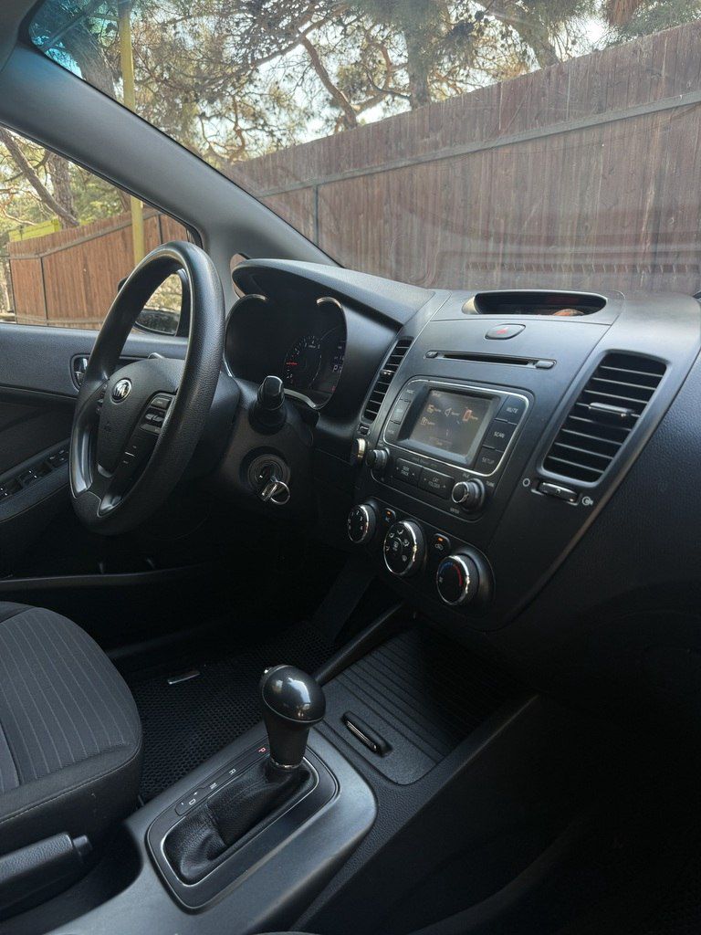 Kia Forte, 1.8 L, 2015 il, 180 000 km — Avtomobillər, Bakı (5)