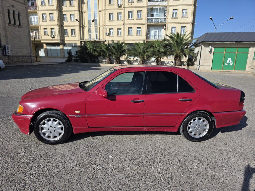 Mercedes C 200, 2.0 L, 1997 il, 305 000 km — Avtomobillər, Bakı (6)
