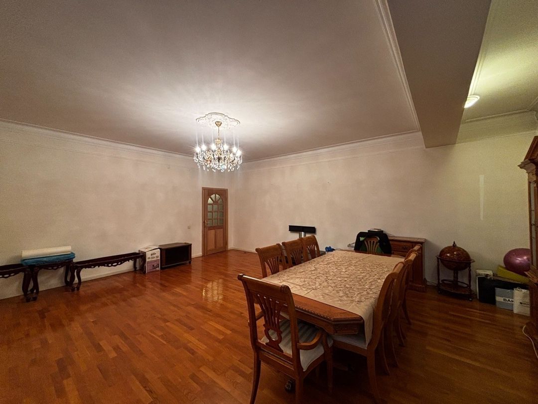 Satılır 4 otaqlı yeni tikili 170 m² — Mənzil, Bakı (2)