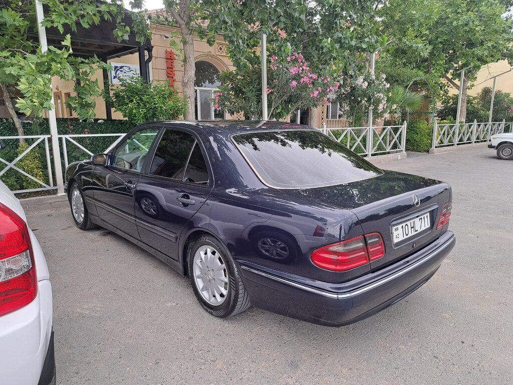 Mercedes E 200, 2.0 L, 2000 il, 440 000 km — Avtomobillər, Siyəzən (3)
