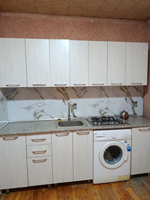 İcarəyə verilir 1 otaqlı həyət evi/bağ evi 40 m² — Bakı