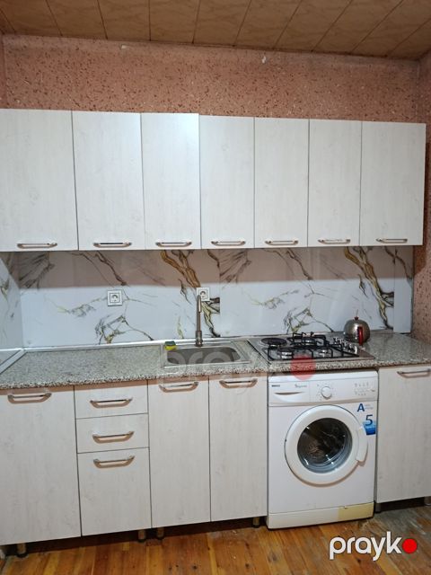İcarəyə verilir 1 otaqlı həyət evi/bağ evi 40 m²