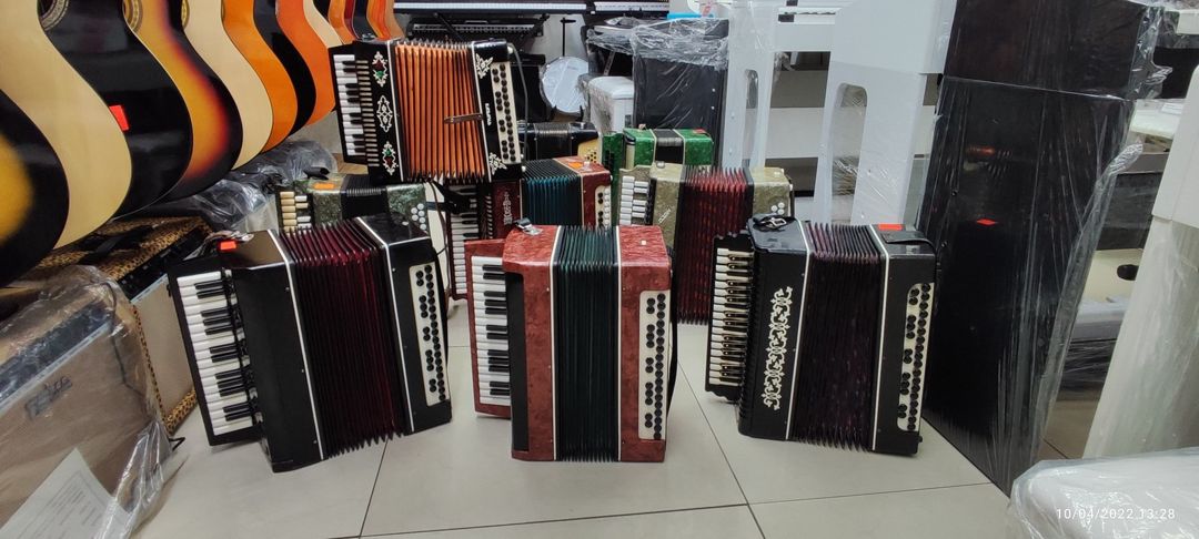 "Kazan" qarmonları — Musiqiə alətləri, Bakı