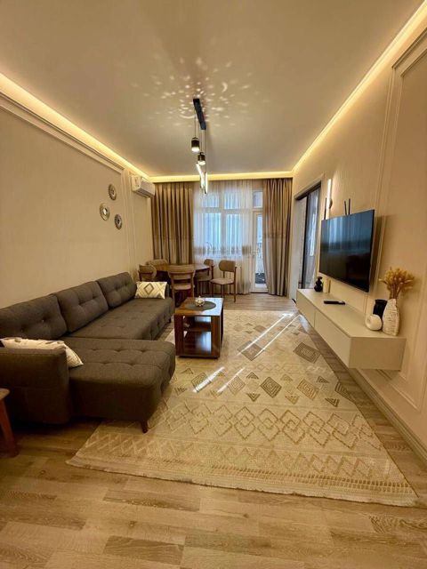 Satılır 2 otaqlı köhnə tikili 55 m² — Bakı