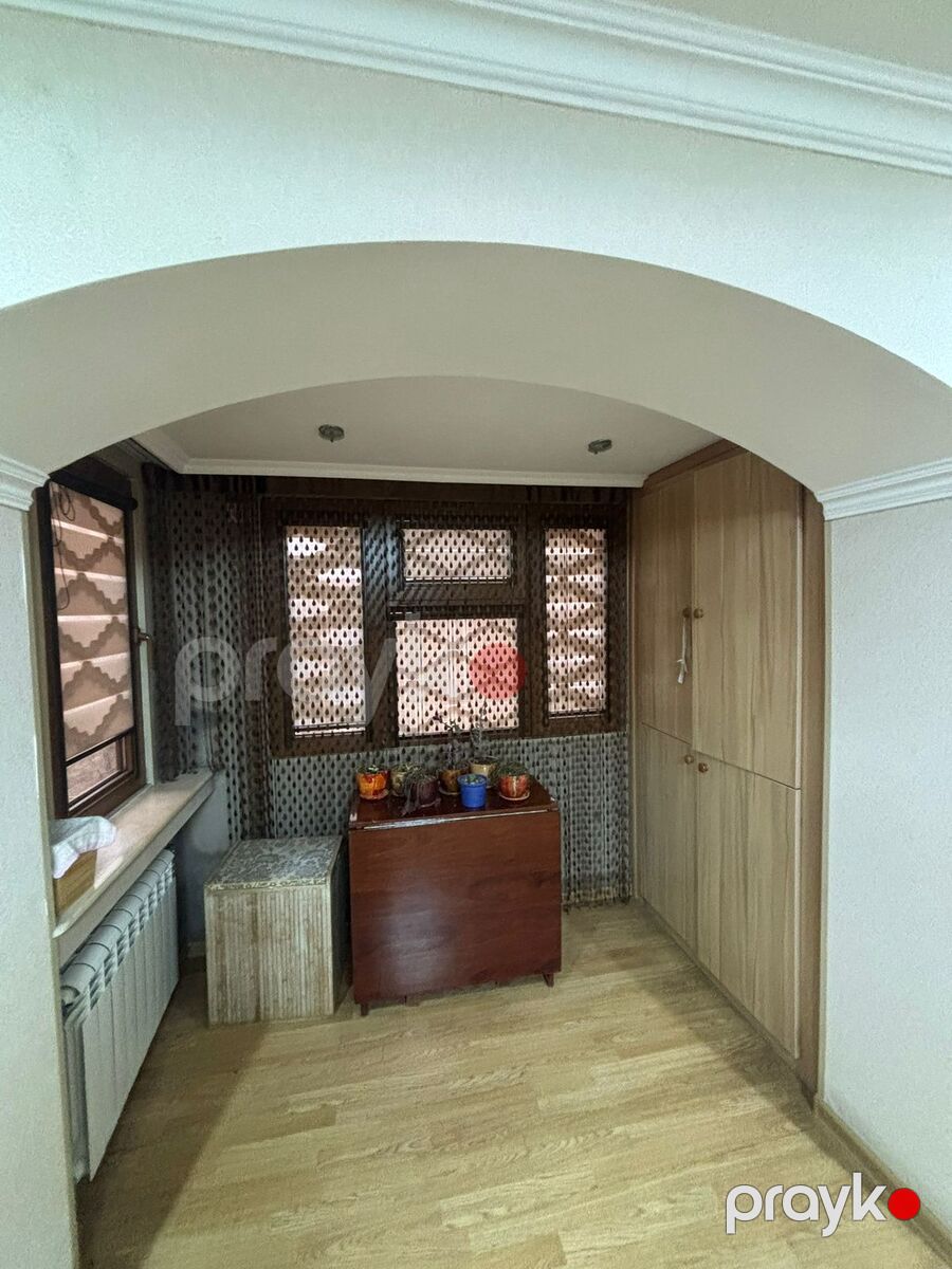 Satılır 3 otaqlı köhnə tikili 63 m² — Mənzil, Bakı (6)