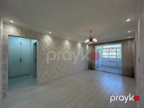 Satılır 4 otaqlı köhnə tikili 90 m²