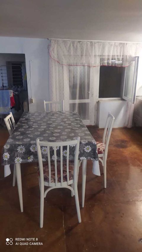 İcarəyə verilir 3 otaqlı köhnə tikili 70 m² — Bakı