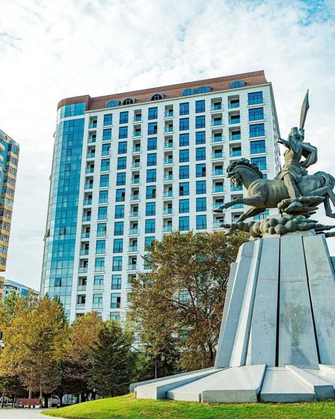 4-otaqlı yeni tikili, Nəsimi r., 209 m² — Bakı