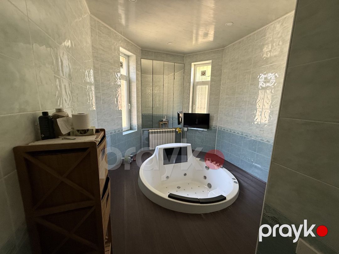 Satılır 9 otaqlı həyət evi/bağ evi 400 m² — Ev, villa, Bakı (6)