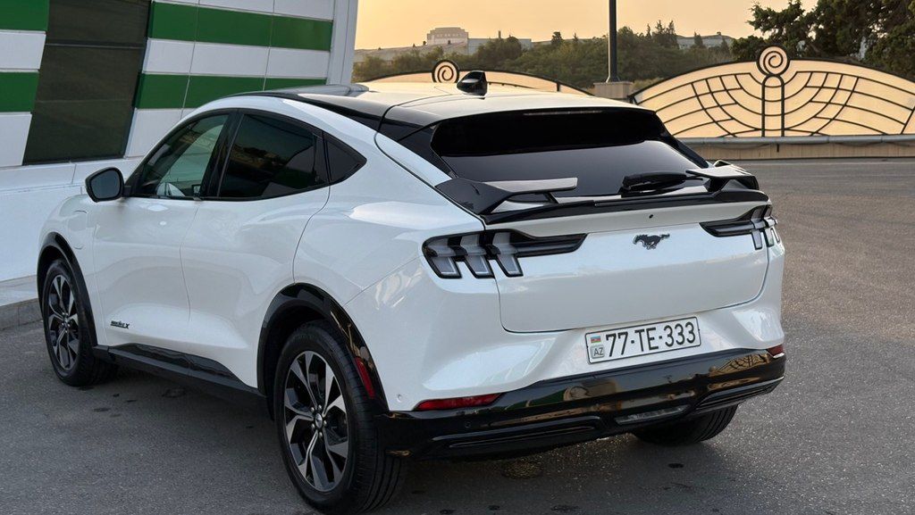 Ford Mustang Mach-E, 88 kWh, 2022 il, 44 000 km — Avtomobillər, Bakı (6)