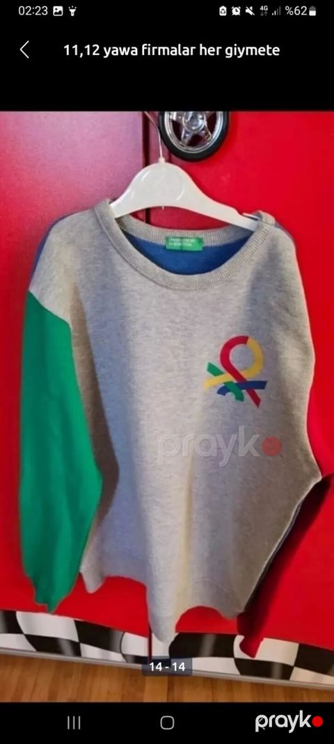 Uşaq geyim dəsti – 11–12 yaş Tərkib: - Sweatshirt: boz rəngdə