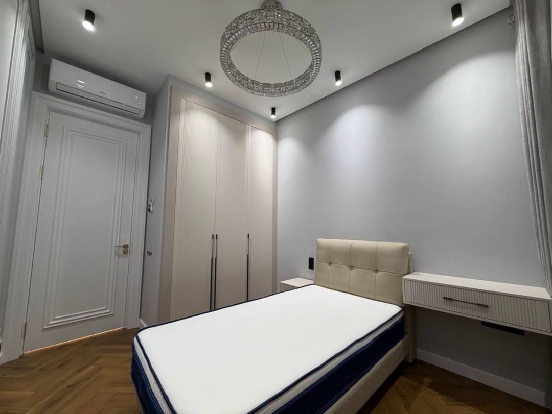 İcarəyə verilir 4 otaqlı yeni tikili 180 m² — Mənzil, Bakı (7)