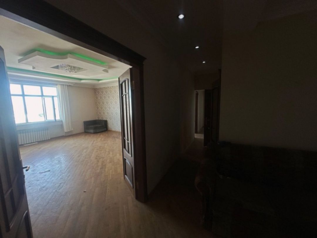 Satılır 3 otaqlı yeni tikili 135 m² — Mənzil, Bakı (12)