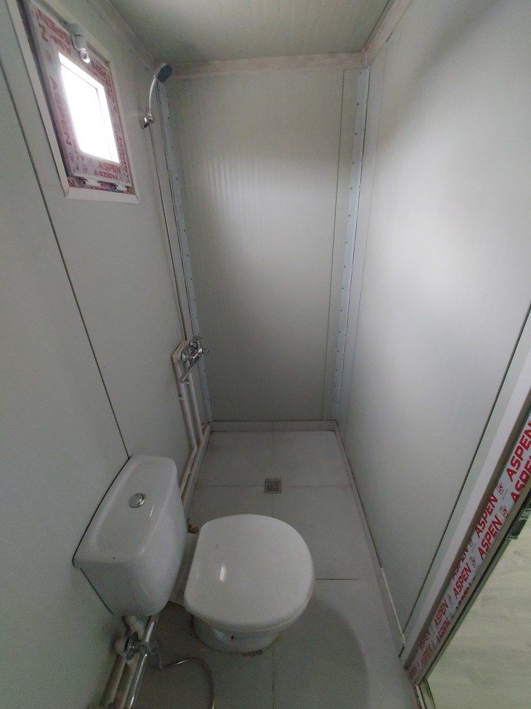 Ofis tipli sanitar qovşaqlı konteyner (6000 x 2400mm) — Təmir və inşaat, Bakı (8)