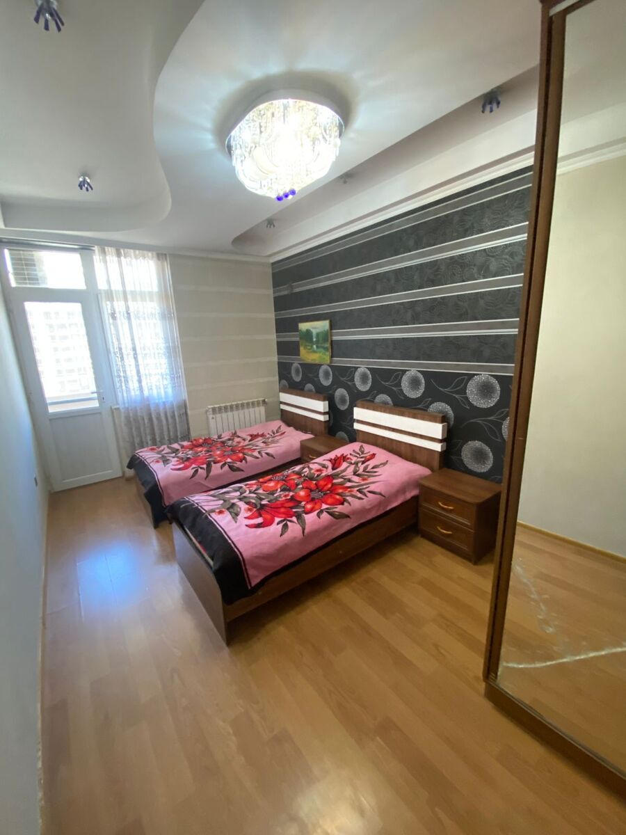 İcarəyə verilir 3 otaqlı yeni tikili 110 m² — Mənzil, Bakı (11)
