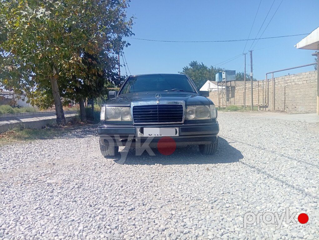 Mercedes E 200, 2.0 L, 1993 il, 599 334 km — Avtomobillər, Bakı (3)