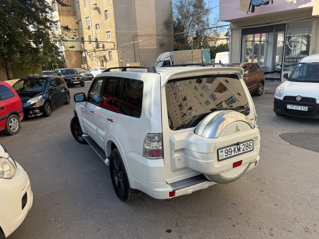 Mitsubishi Pajero, 3.8 L, 2007 il, 330 000 km — Avtomobillər, Sumqayıt (7)
