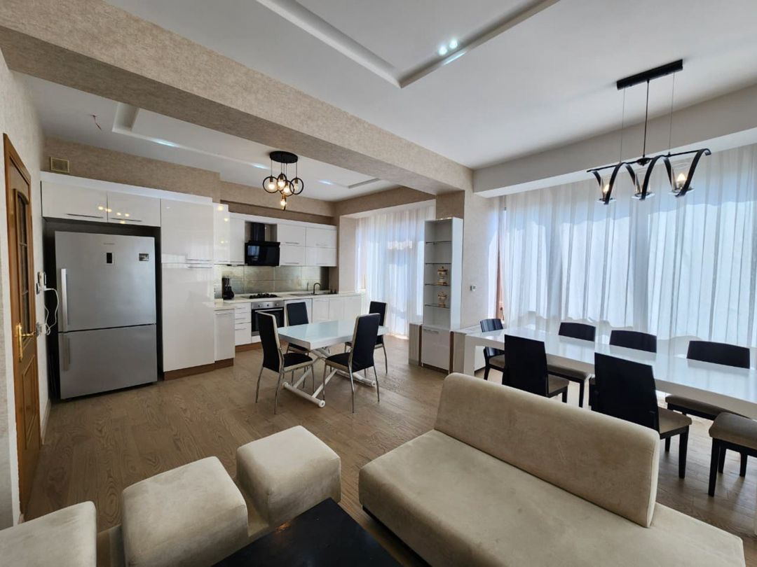 İcarəyə verilir 3 otaqlı yeni tikili 137 m² — Mənzil, Bakı (2)