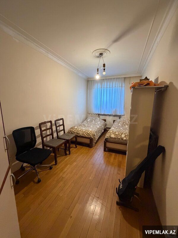 Yasamal rayonunda 4 otaqlı Köhnə tikili Satılır, 90 m² — Mənzil, Bakı (7)