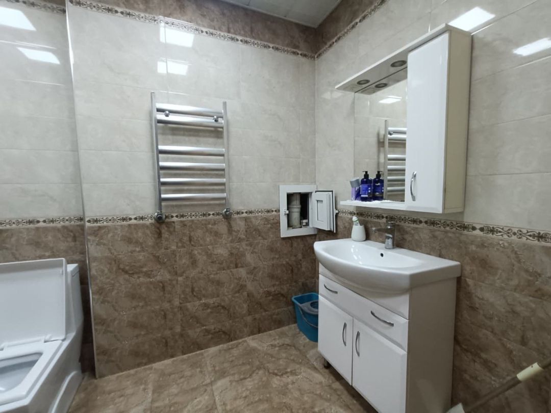 Satılır 2 otaqlı yeni tikili 100 m² — Mənzil, Bakı (8)