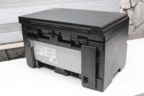 Lazer ağ-qara printer, kseroks, skaner. Tam işləkdir., problemi — Bakı