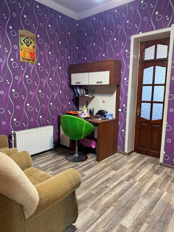 Satılır 5 otaqlı həyət evi/bağ evi 200 m² — Ev, villa, Bakı (12)