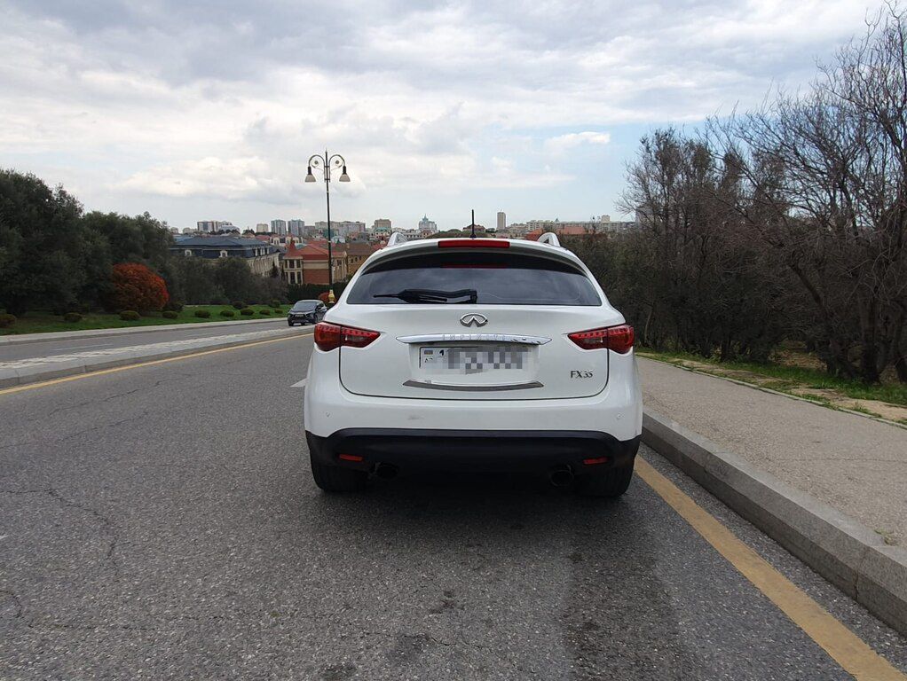 Infiniti FX35, 3.5 L, 2008 il, 250 000 km — Avtomobillər, Bakı (6)