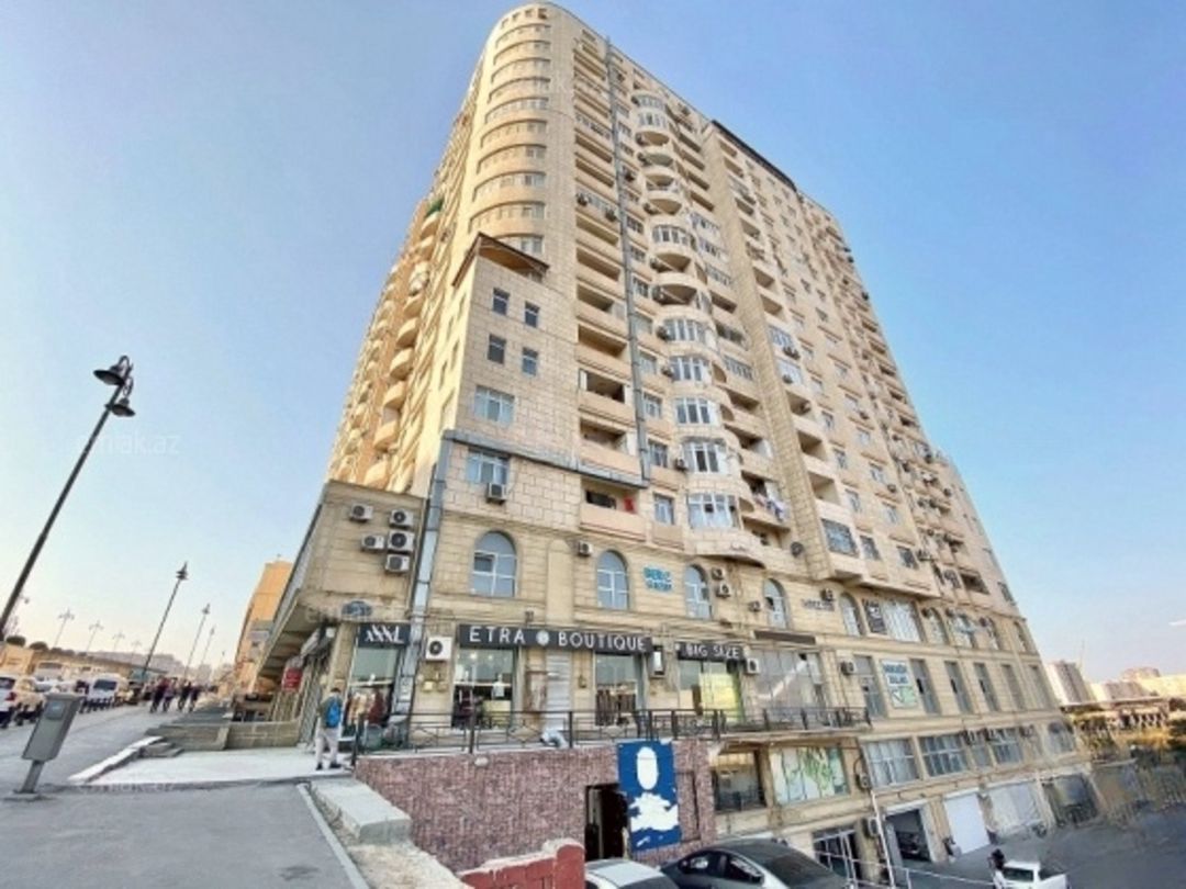 Satılır 3 otaqlı yeni tikili 135 m² — Mənzil, Bakı (2)