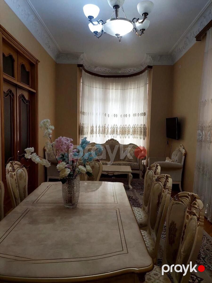 Satılır 6 otaqlı həyət evi/bağ evi 300 m² — Ev, villa, Bakı (12)
