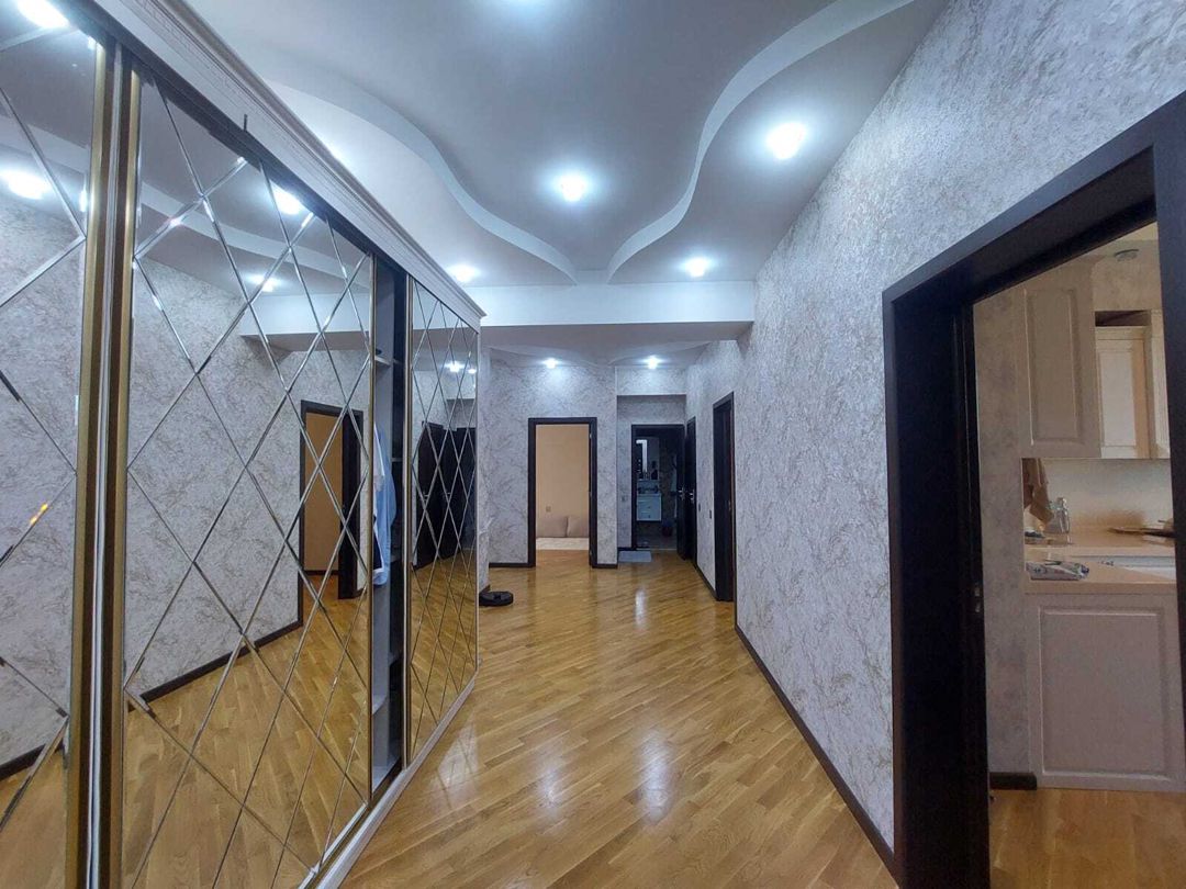 Satılır 4 otaqlı yeni tikili 174 m² — Mənzil, Bakı (4)