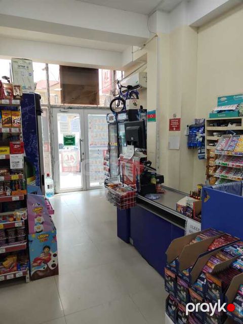 Satılır obyekt 140 m²