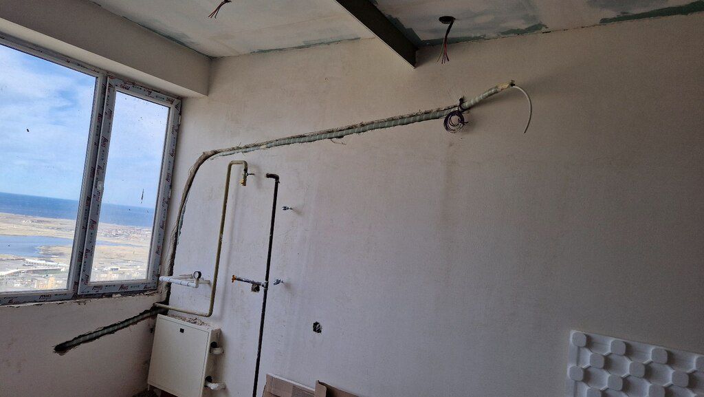 Kondisioner borularının çəkilməsi — Təmir və inşaat, Bakı (3)
