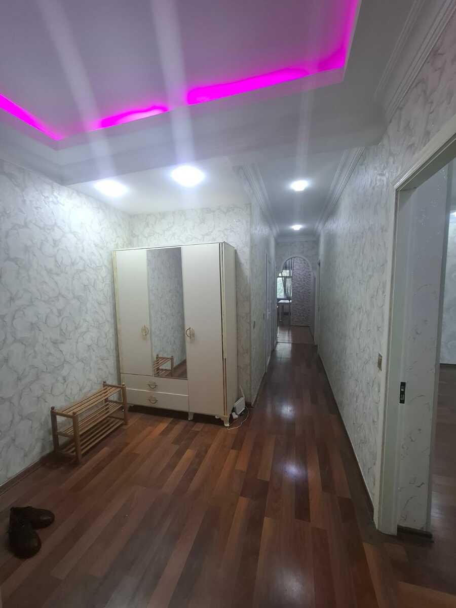 Satılır 4 otaqlı köhnə tikili 100 m² — Mənzil, Bakı (8)