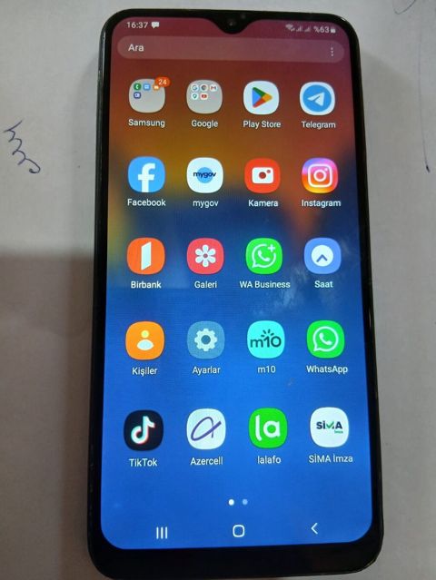 Samsung Galaxy A10, 32 GB, rəng - Qara, İki sim kartlı — Bakı